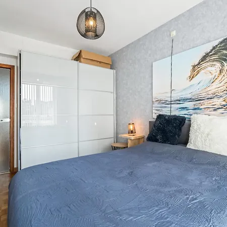 Apartment Modern 2-bedroom Near & Center T138