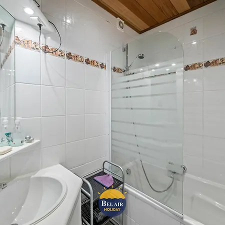 Apartment Modern 2-bedroom Near & Center T138 *