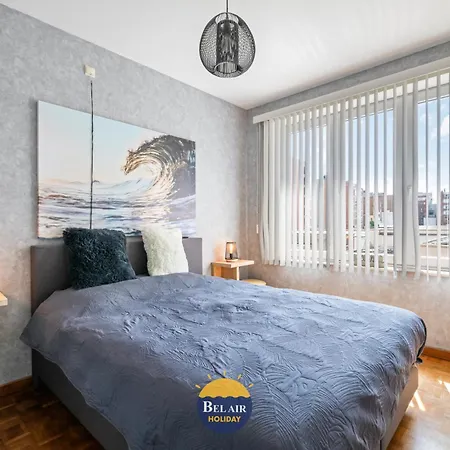 Daire Modern 2-bedroom Near & Center T138 *