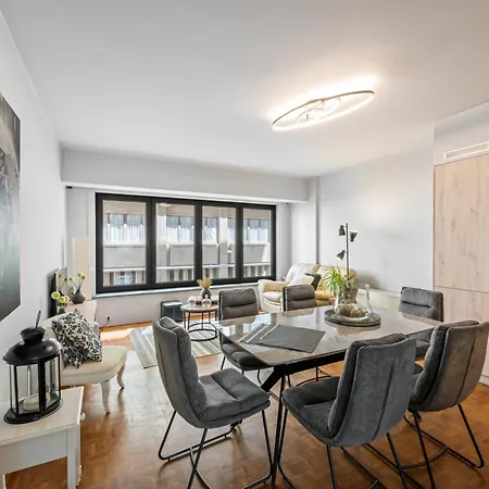 Modern 2-bedroom Near & Center T138 * 奥斯滕德