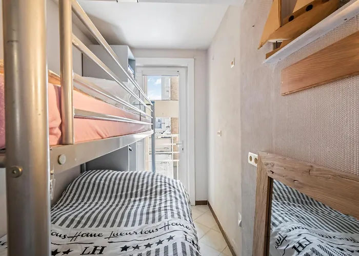 Apartamento Modern 2-bedroom Near & Center T138 *