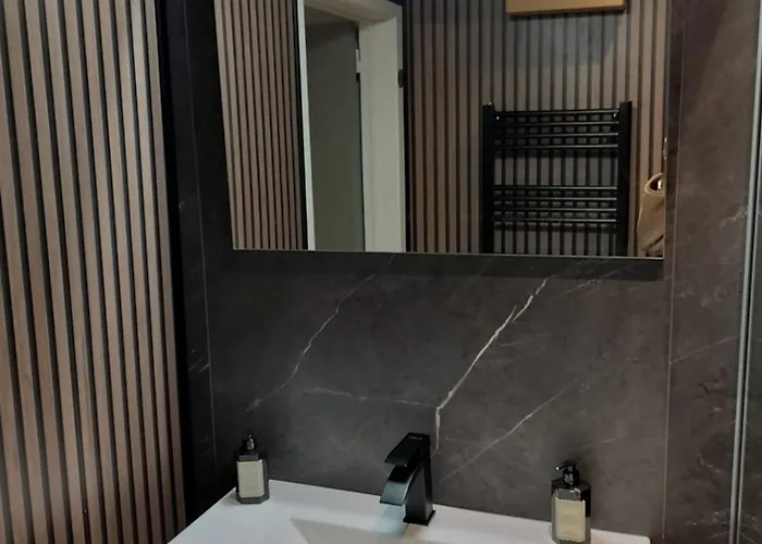 Modern 2-bedroom Near & Center T138 Apartamento Ostende