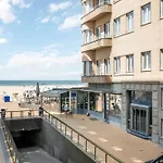 Modern 2-bedroom Near & Center T138 דירה *