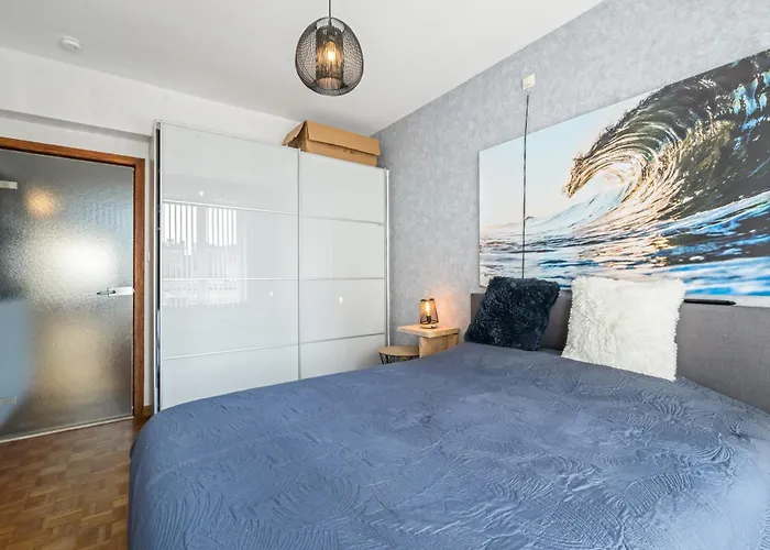 Διαμέρισμα Modern 2-bedroom Near & Center T138